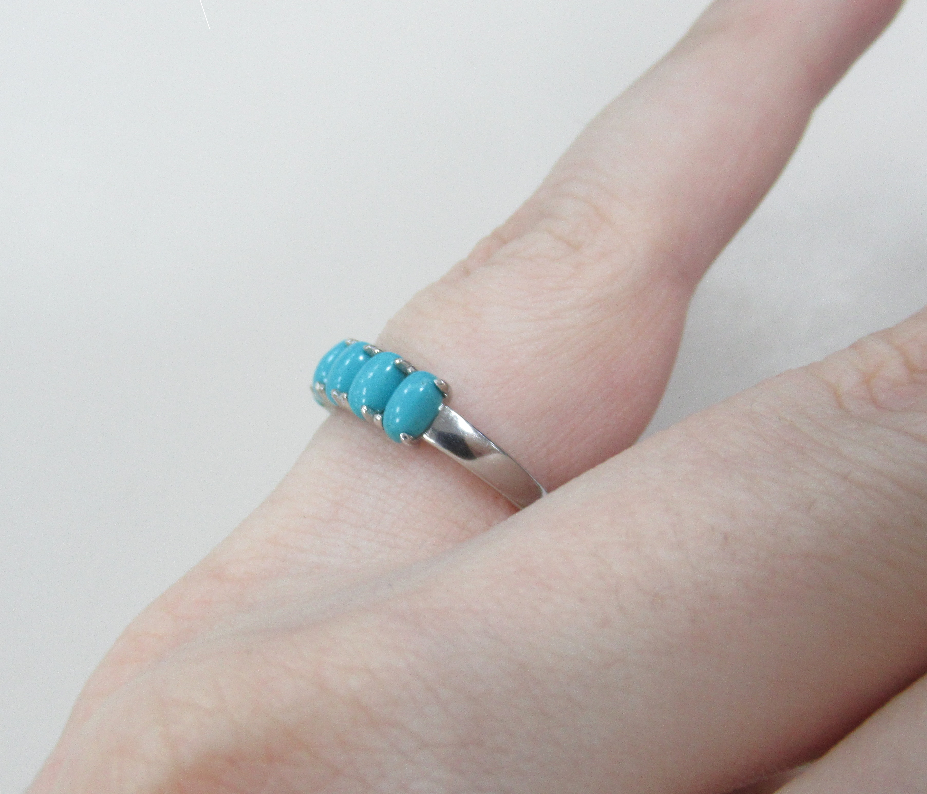 Серебряное кольцо с бирюзой